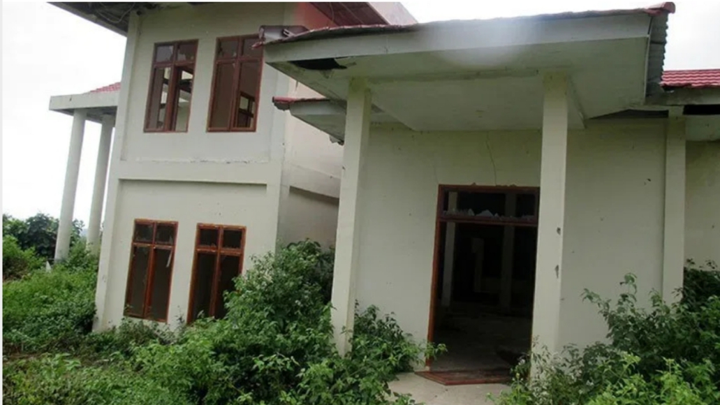 Rudis Bupati-Wabup Bolmut Gunung Gulantu 